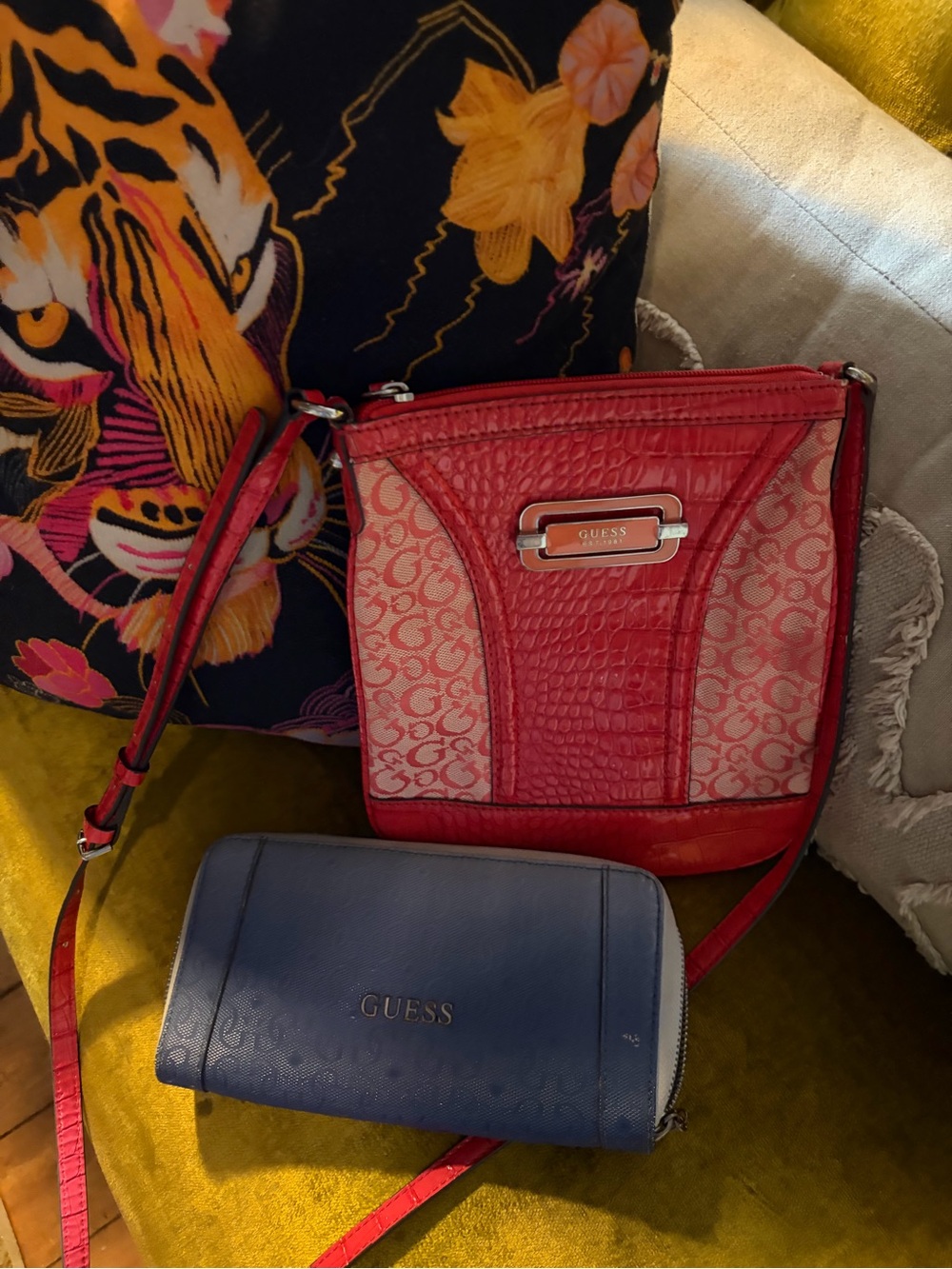 GUESS Red Crossbody Bag with Blue Zip Wallet